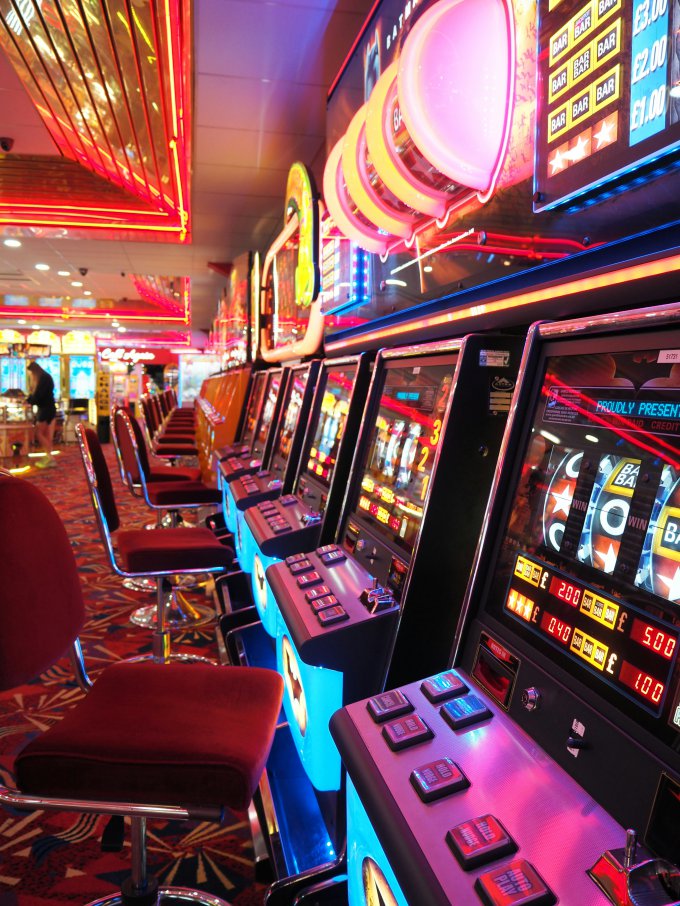 Verkoop speelautomaten en roulette machines